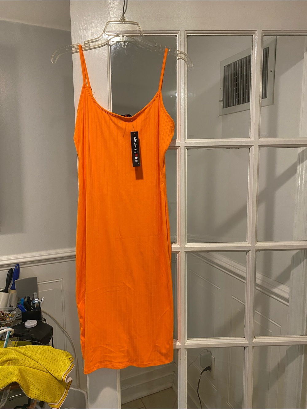 Absolutely love it size Junior XL dress new with tags